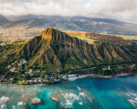 ダイヤモンドヘッド 行き方: 火山と都市の交差点で見つける冒険